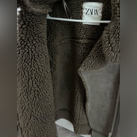 Zara Jacket - Picture 3 of 3